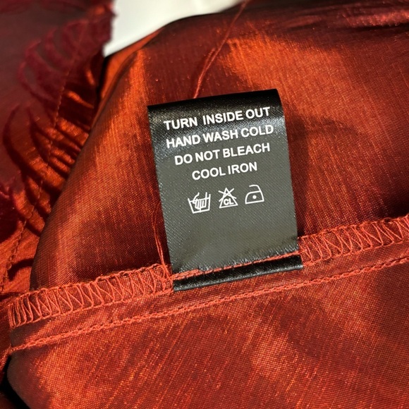 Voodoo Vixen Red burned out velvet retro style off the shoulder Midi Dress - Picture 7 of 7